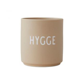 Cană bej din porțelan 300 ml Hygge – Design Letters